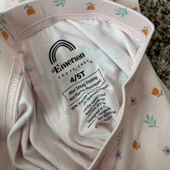Emerson And Friends | Girl's Pink Floral Sweet Blooms Pajama Set Size 4/5T NWT - Picture 7 of 8